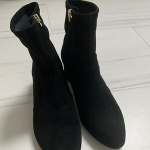 Talbots Pardo black suede Ankle Boots size 7.5